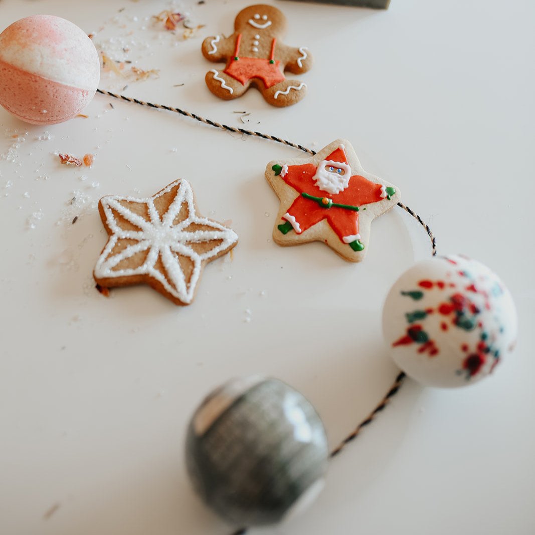 Gingerbread Bath Bomb