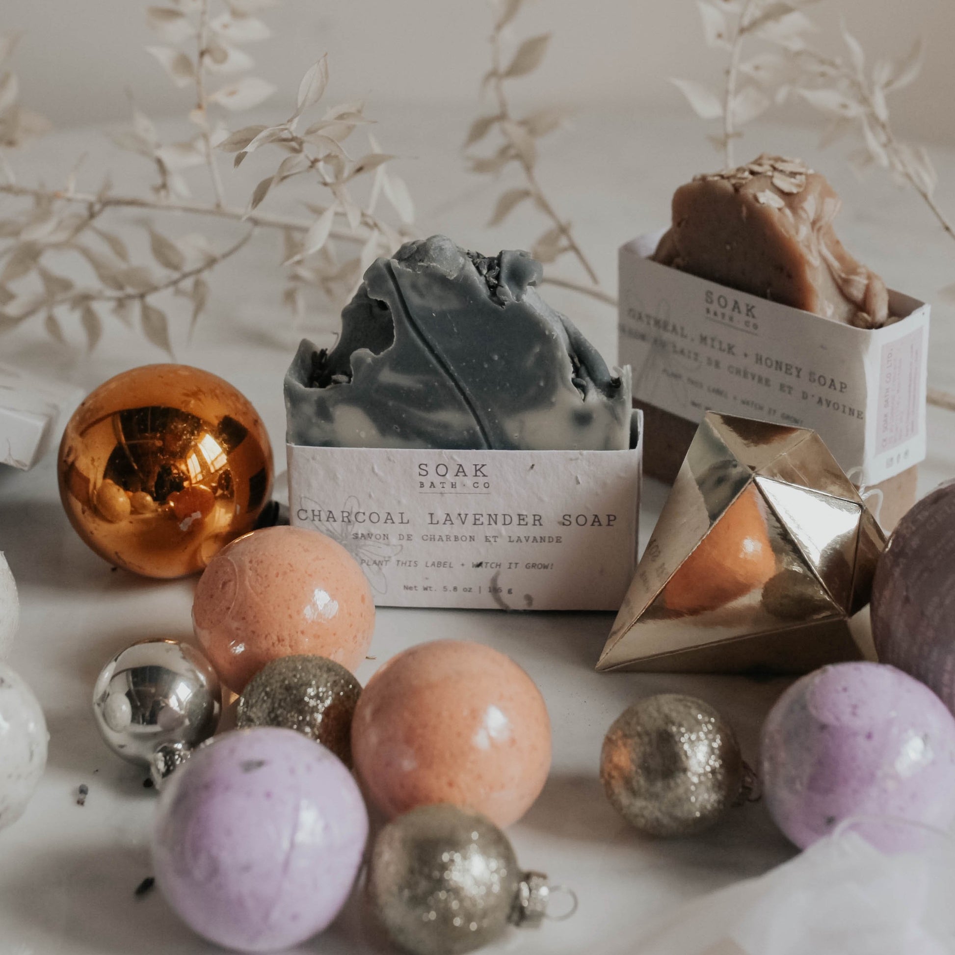 soap bar and bath bomb bundle
