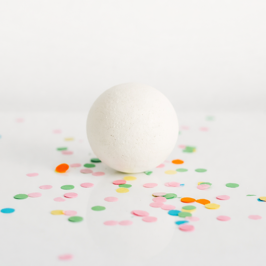 birthday cake bath bomb

