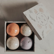 Load image into Gallery viewer, gift box with four mini bath bombs